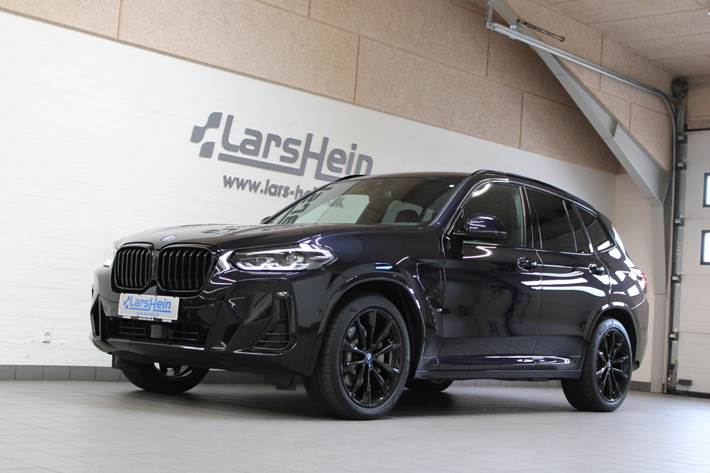 Sort BMW X3 fra 2023