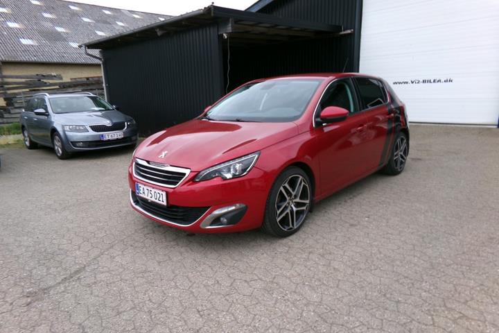 undefined Peugeot 308 fra 2016 set udefra