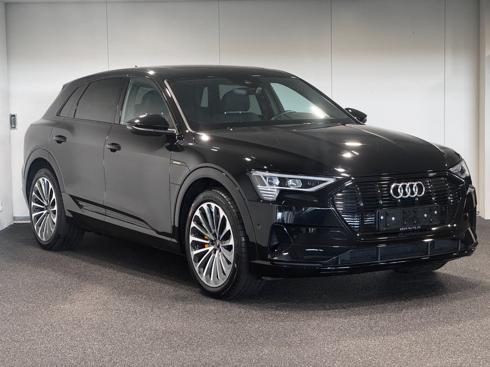 Sort Audi e-tron fra 2023