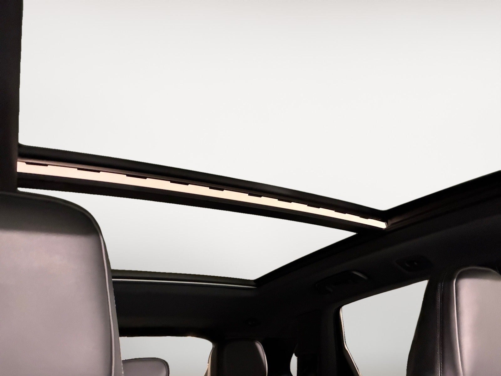 Grå Porsche Cayenne fra 2025