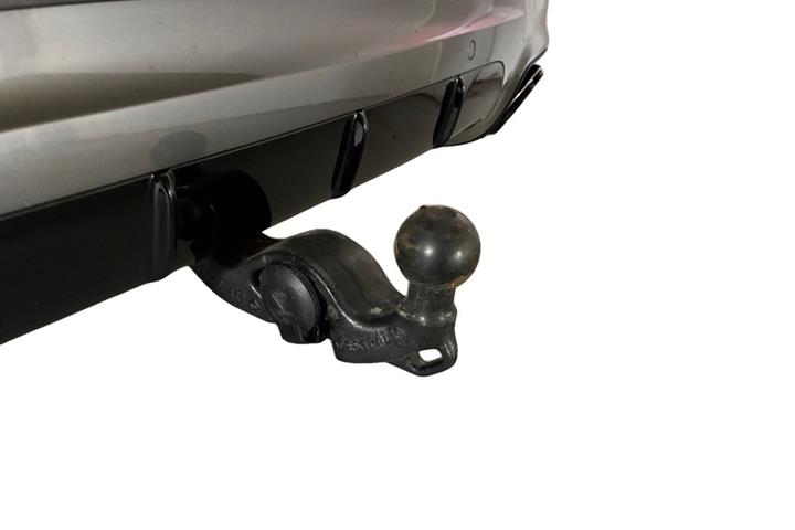 Grå Porsche Cayenne fra 2025