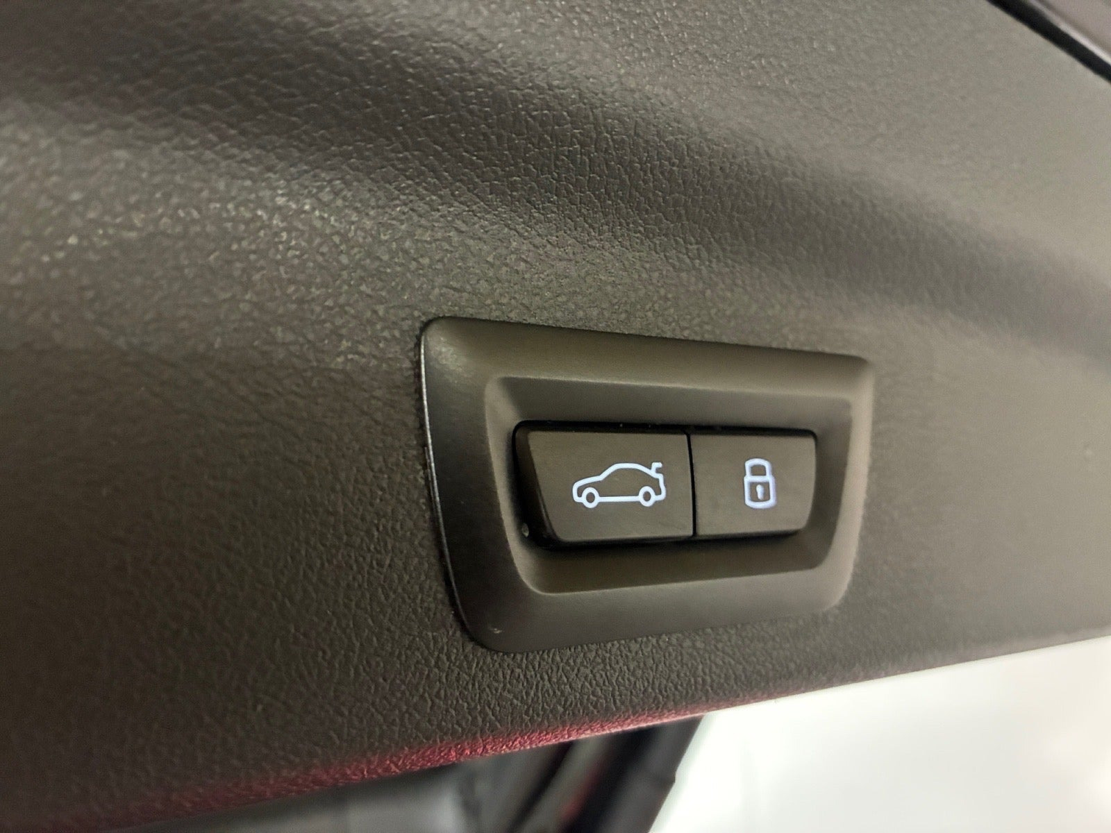 Sort BMW iX1 fra 2024