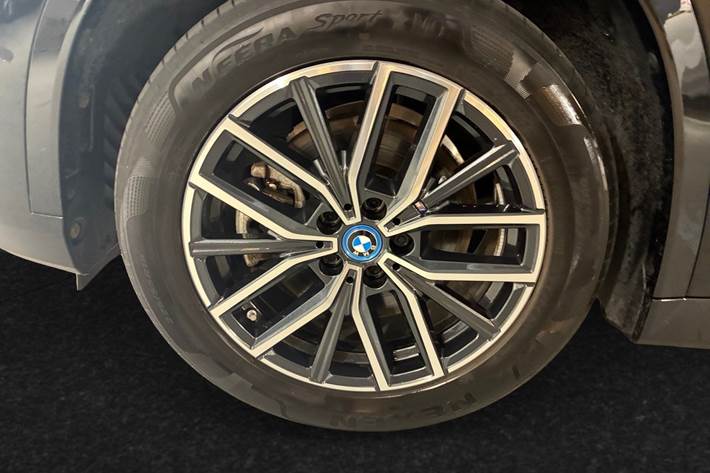 Sort BMW iX1 fra 2024