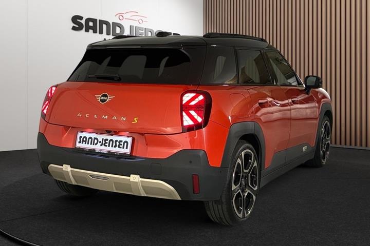Rød Mini Aceman SE fra 2025