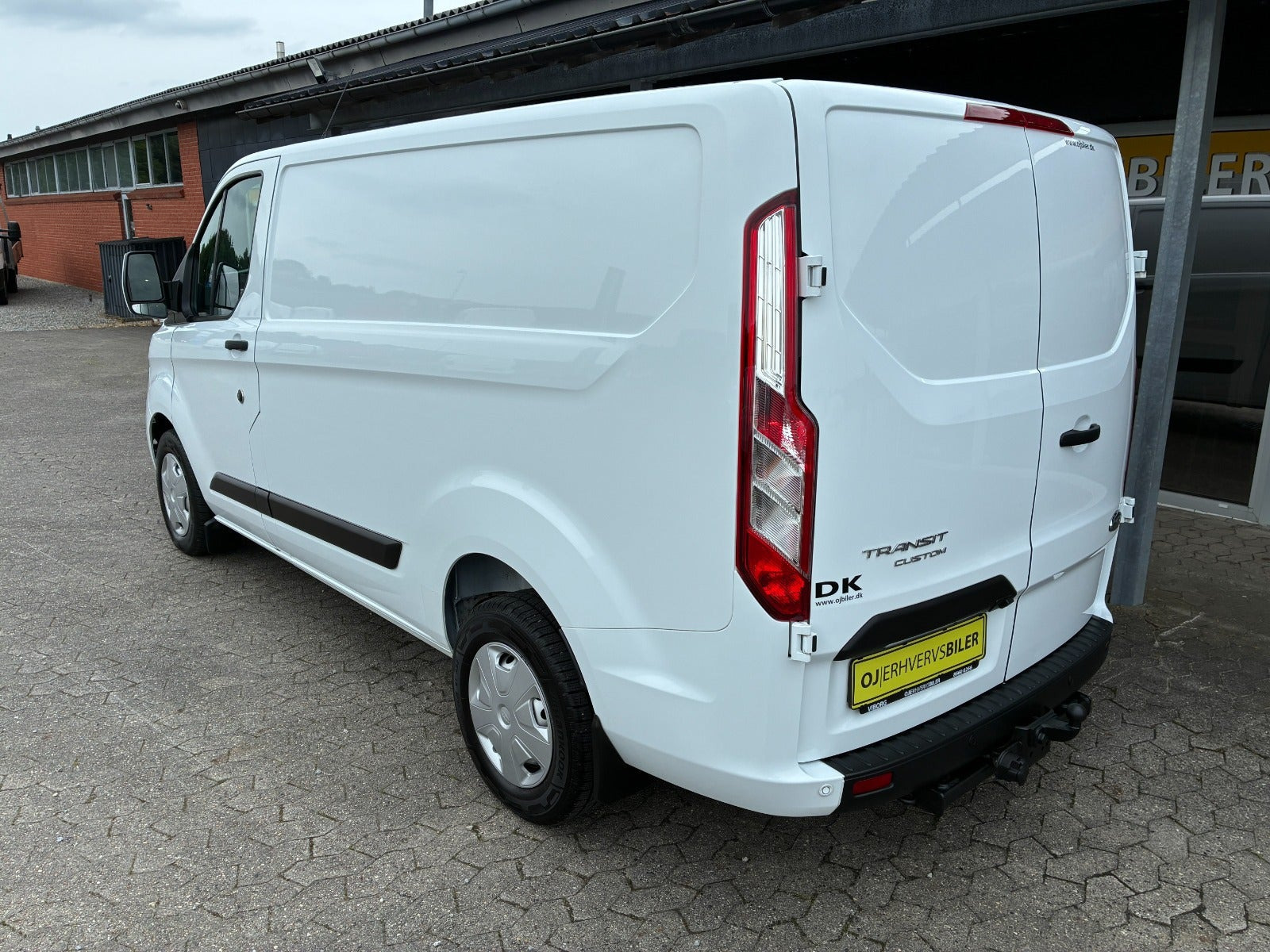 Hvid Ford Transit Custom 300 L1 fra 2023