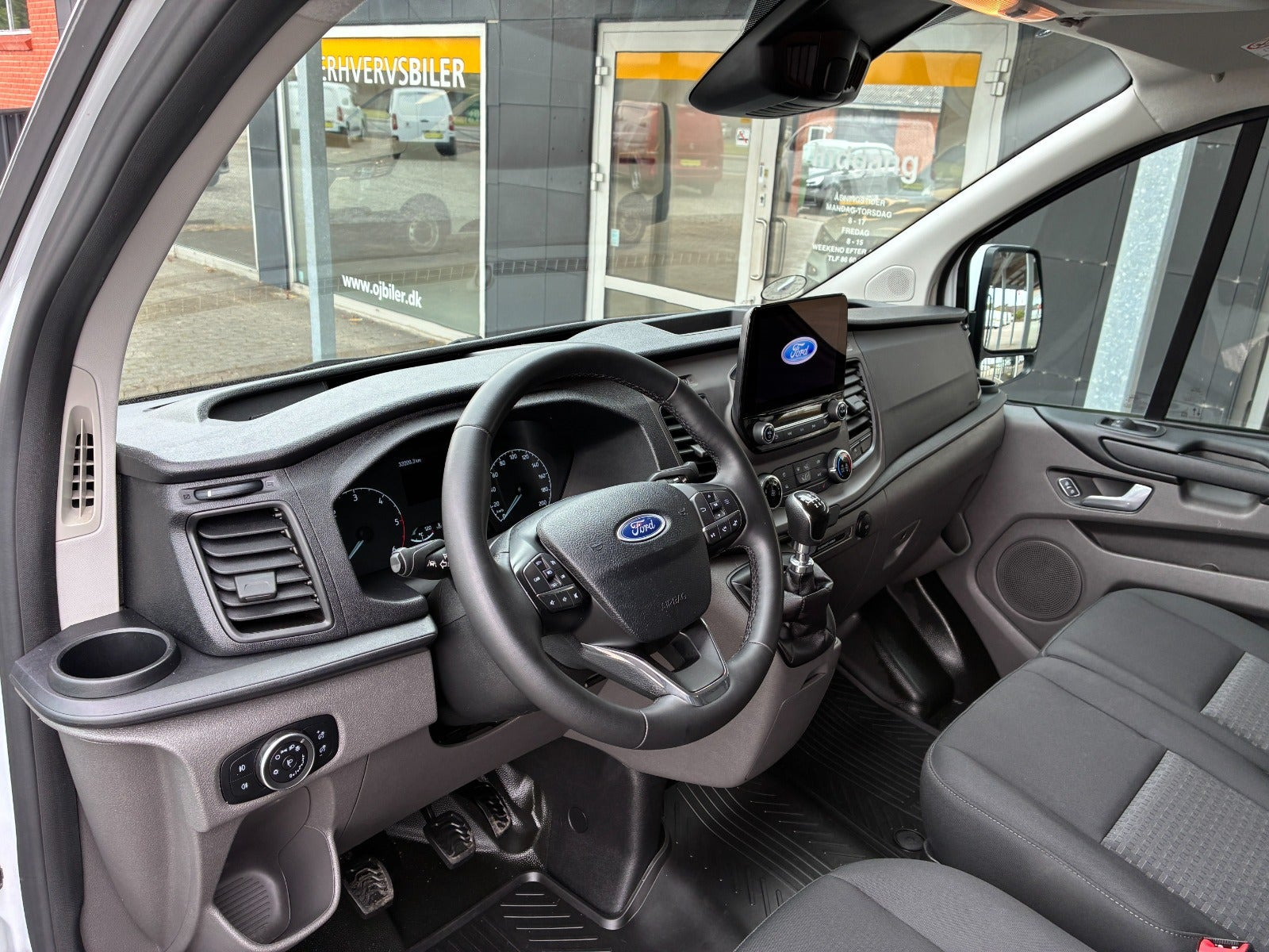 Hvid Ford Transit Custom 300 L1 fra 2023