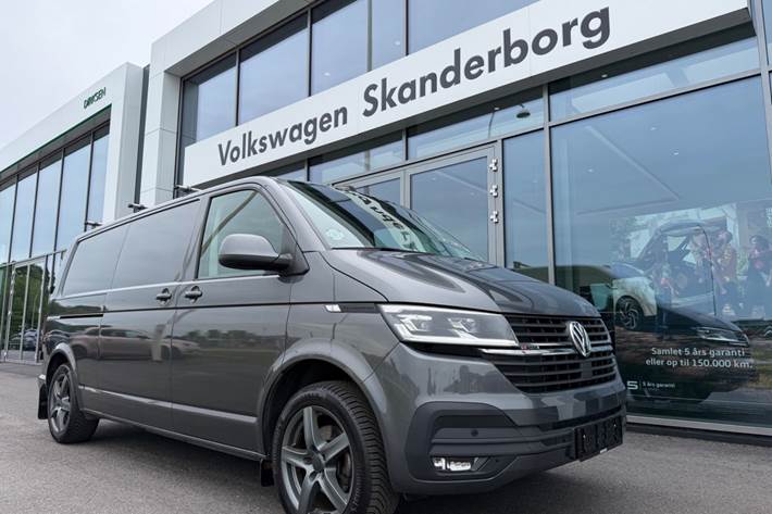 Gul VW Transporter fra 2021