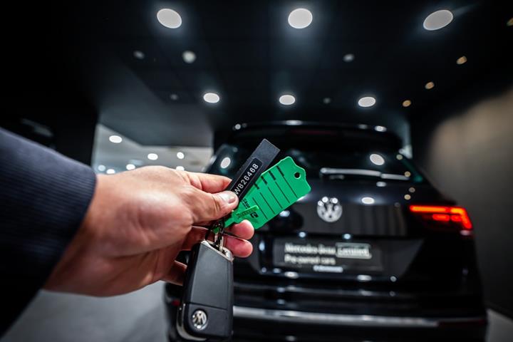 Sort VW Tiguan fra 2019