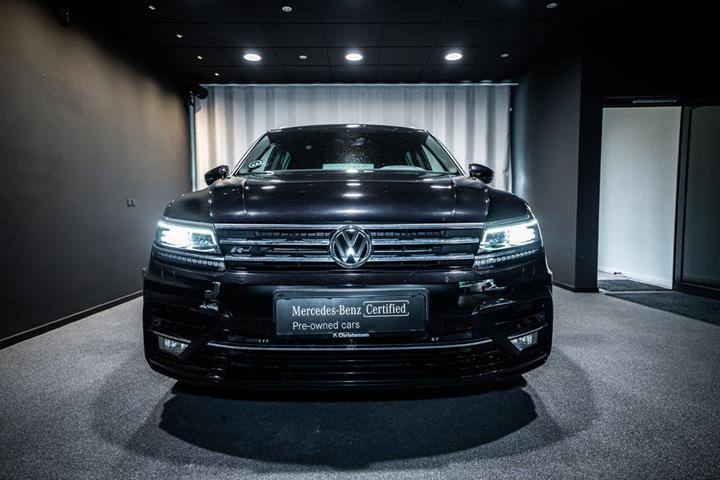 Sort VW Tiguan fra 2019