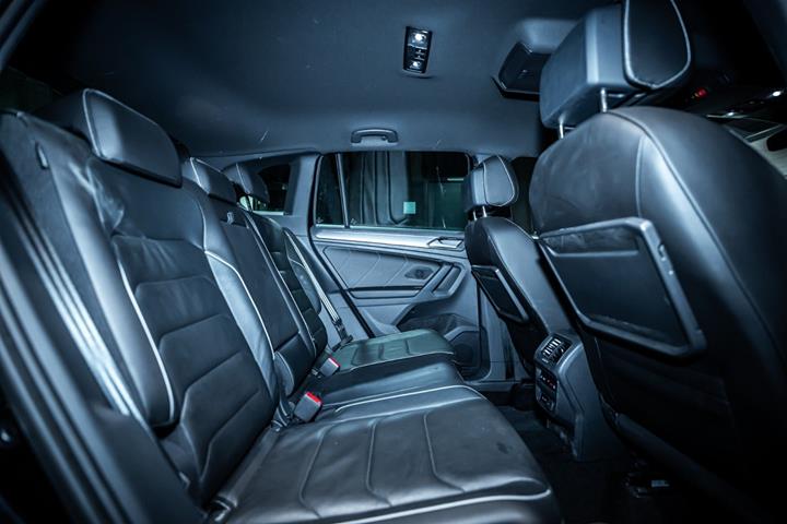 Sort VW Tiguan fra 2019