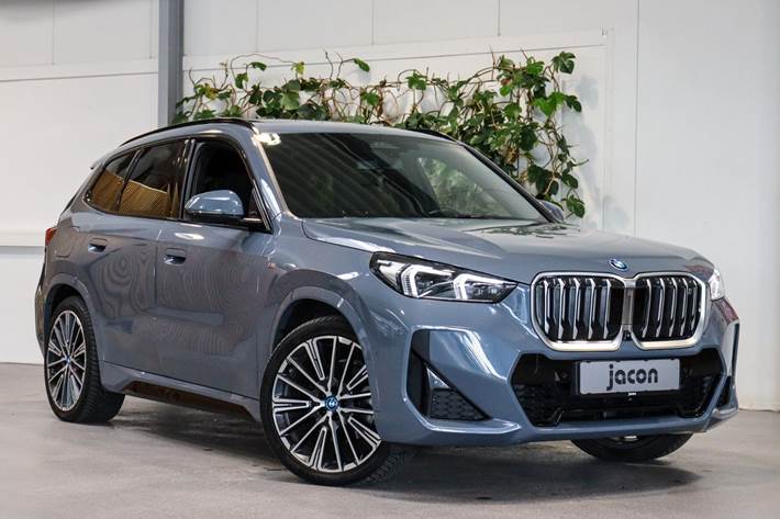 undefined BMW iX1 fra 2023