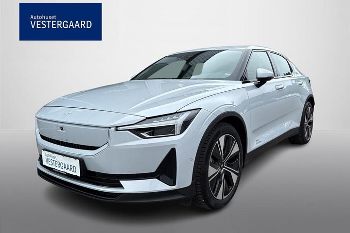 Hvid Polestar 2 fra 2024 set udefra