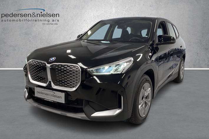 Sort BMW iX1 fra 2024