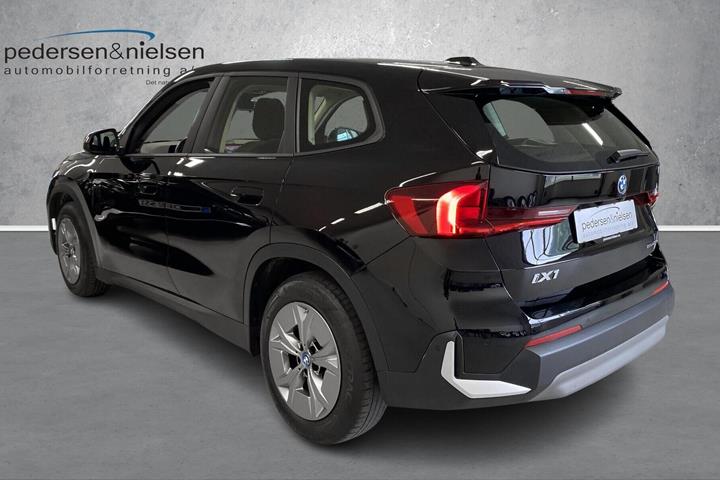 Sort BMW iX1 fra 2024