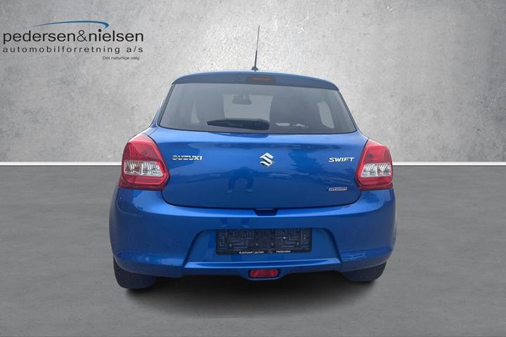 Blå Suzuki Swift fra 2020