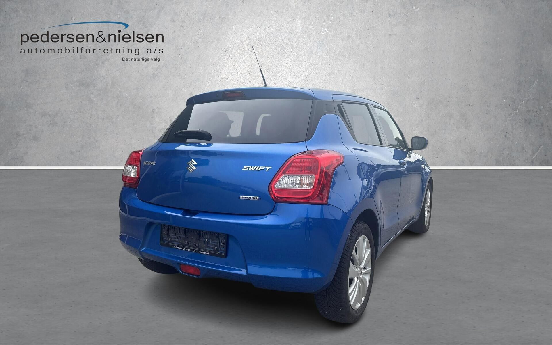 Blå Suzuki Swift fra 2020