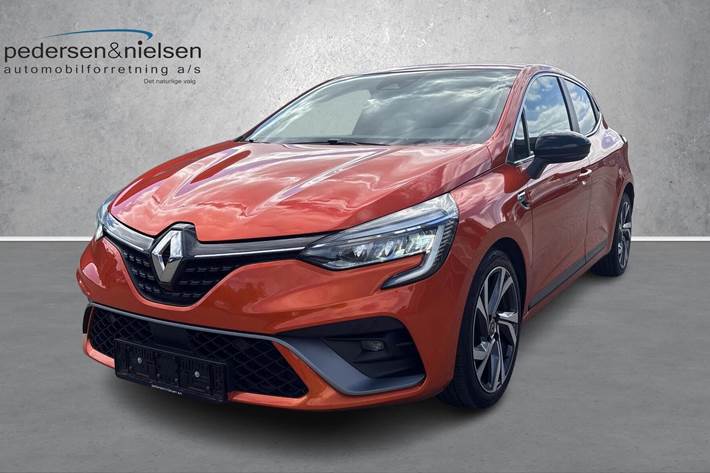 Orange Renault Clio fra 2020