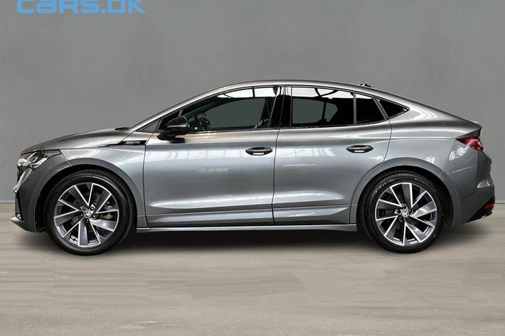 Grå Skoda Enyaq fra 2023
