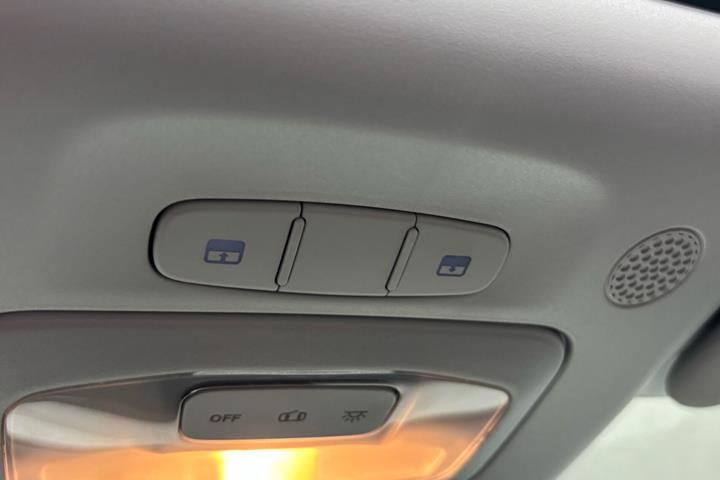 Hvid Fiat 500e fra 2023