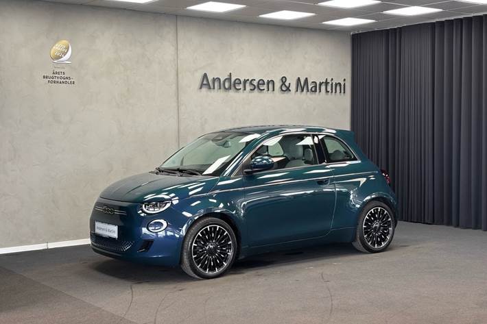 Grøn Fiat 500e fra 2023