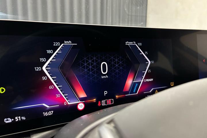 Rød BMW i4 fra 2023