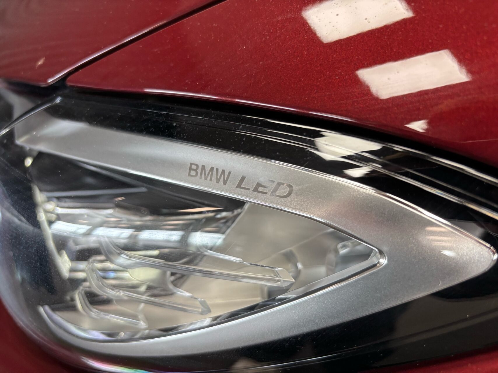 Rød BMW i4 fra 2023