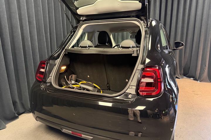 Sort Fiat 500e fra 2023