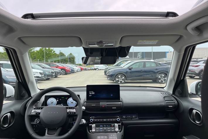 Hvid Hyundai Inster fra 2026