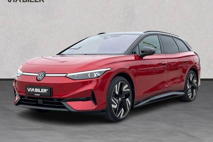 Rød VW ID.7 fra 2026 set udefra