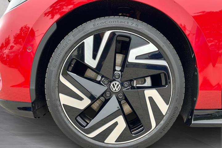 Rød VW ID.7 fra 2026