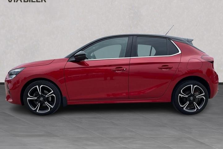 Rød Opel Corsa fra 2023