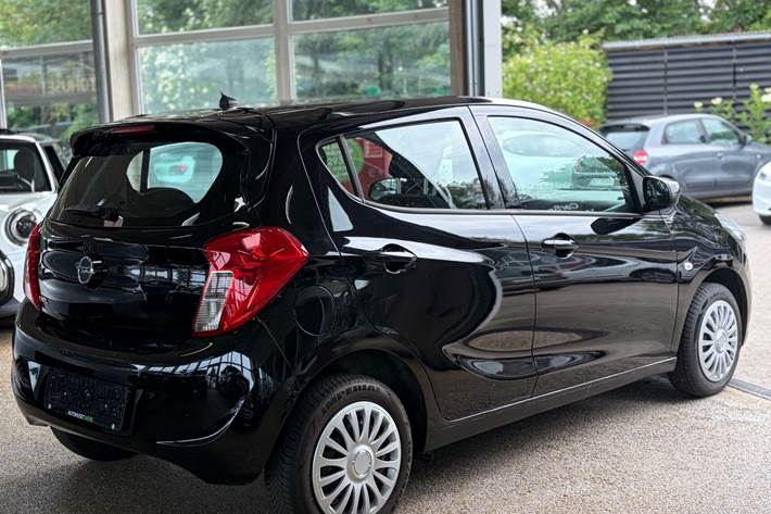 Sort Opel Karl fra 2017