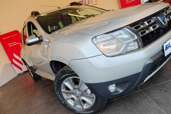 Sølv Dacia Duster fra 2016