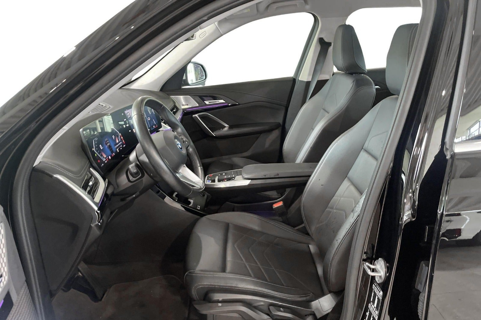 Sort BMW iX1 fra 2024
