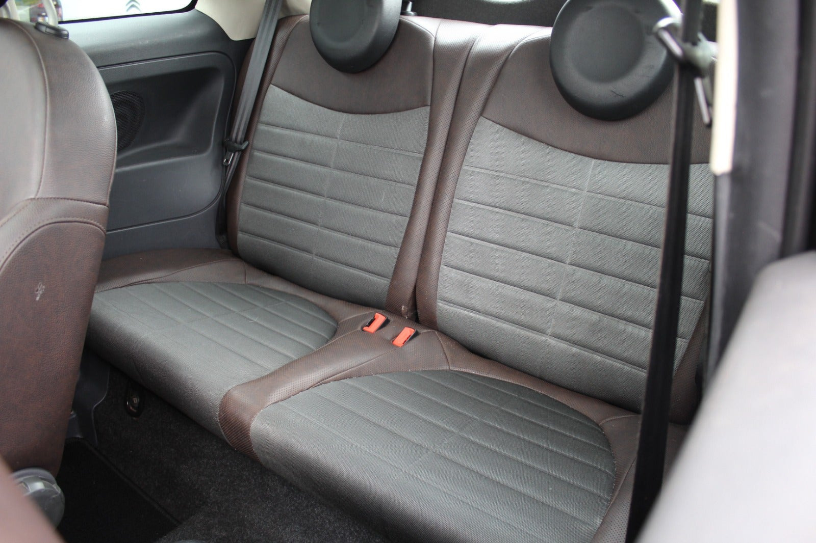 Sort Fiat 500 fra 2008
