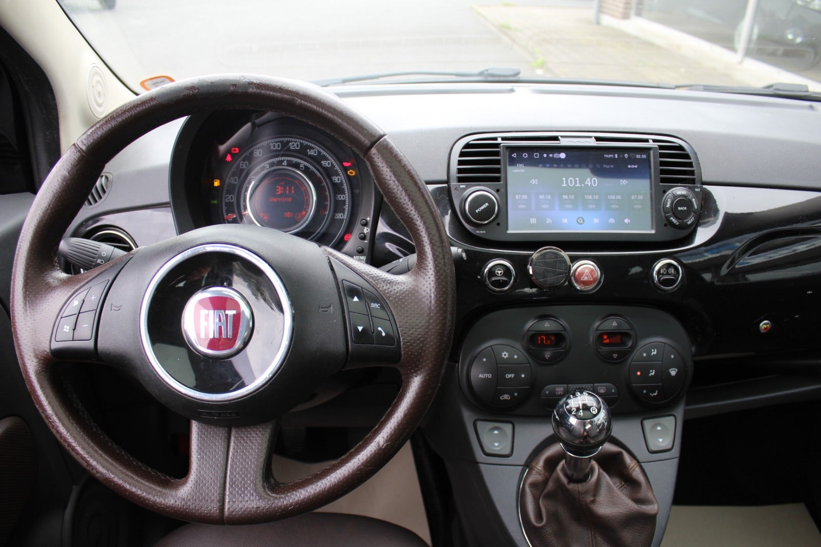 Sort Fiat 500 fra 2008