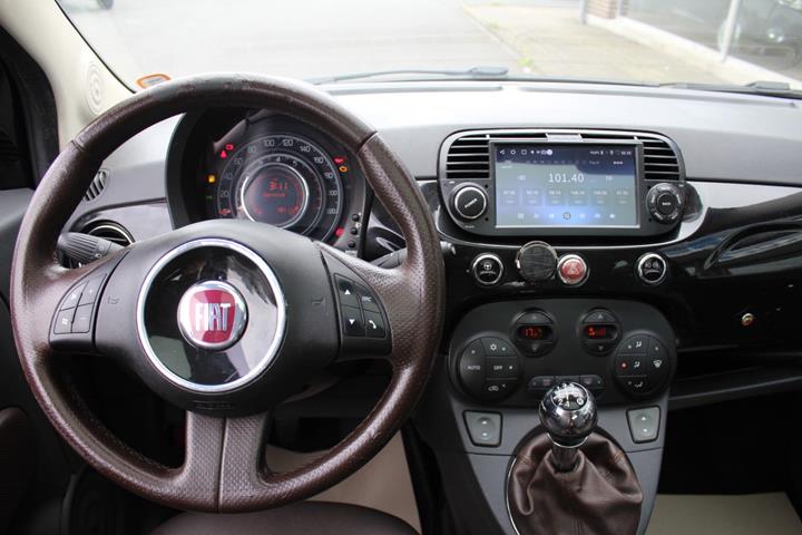 Sort Fiat 500 fra 2008