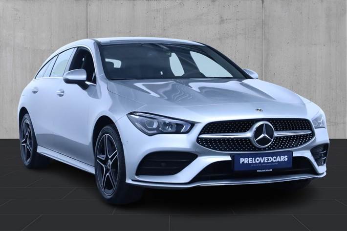 Sølv Mercedes CLA250 e fra 2023