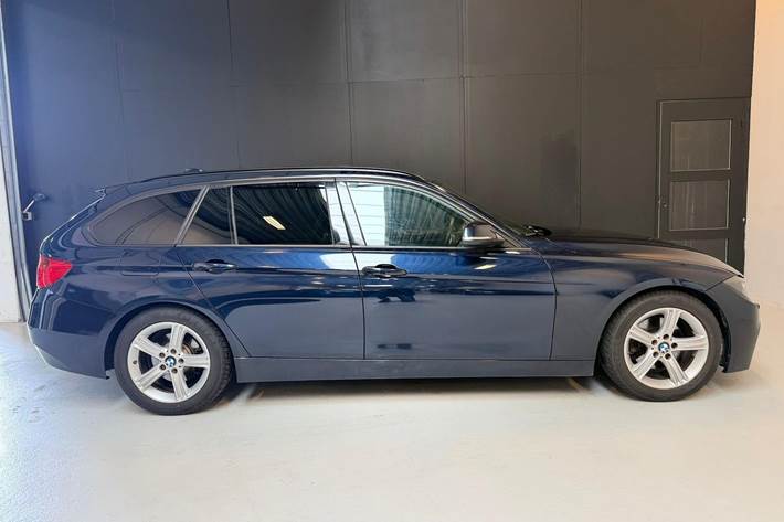 undefined BMW 320d fra 2013