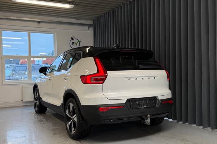 Hvid Volvo XC40 fra 2021