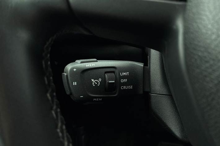 Grå DS DS 3 CrossBack fra 2021