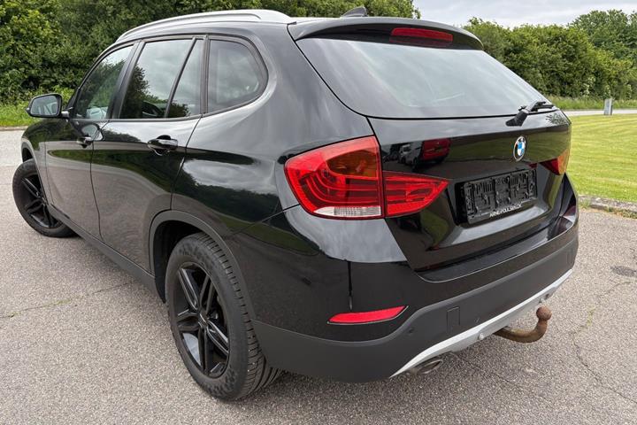 Sort BMW X1 fra 2015