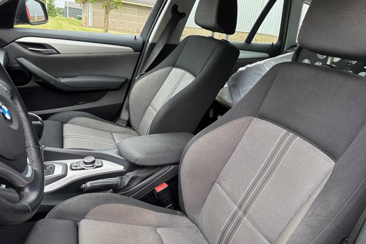 Sort BMW X1 fra 2015