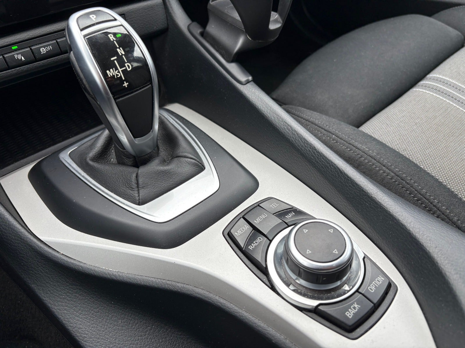 Sort BMW X1 fra 2015