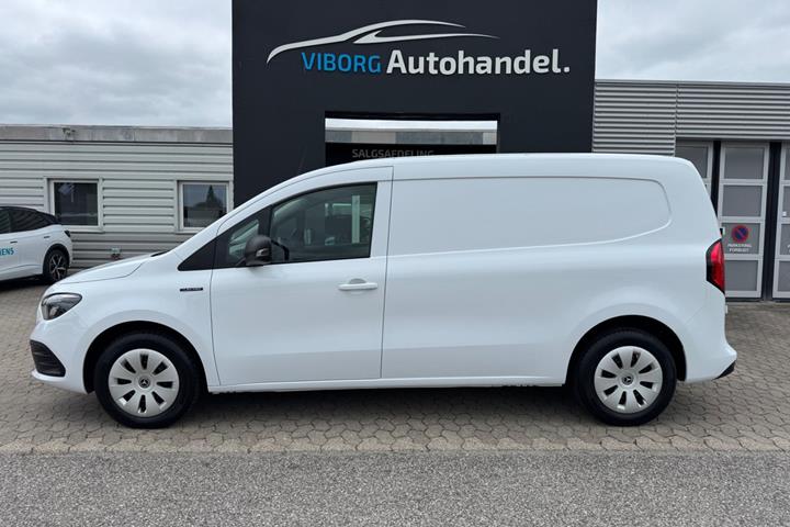 Hvid Mercedes eCitan fra 2023