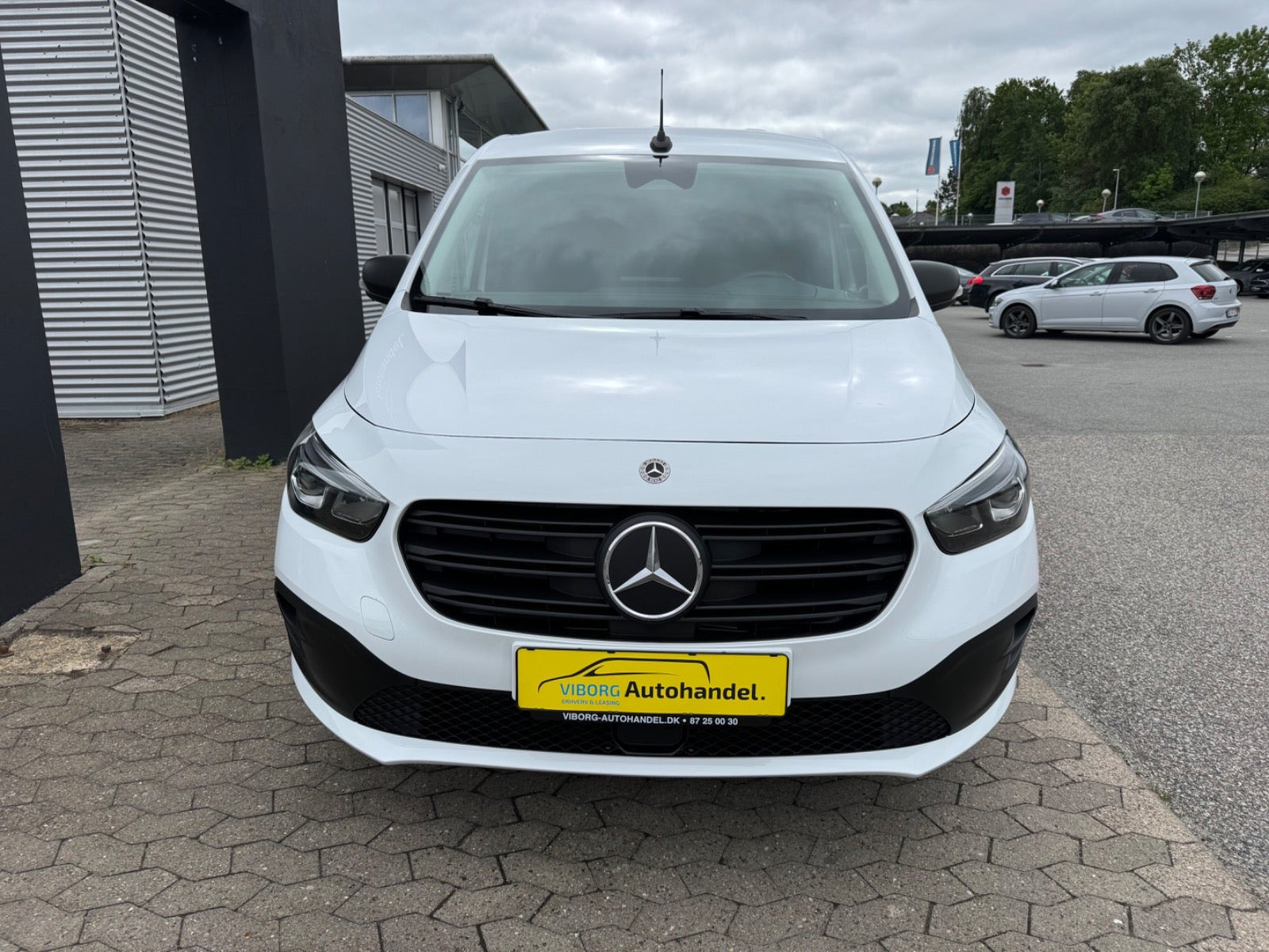 Hvid Mercedes eCitan fra 2023