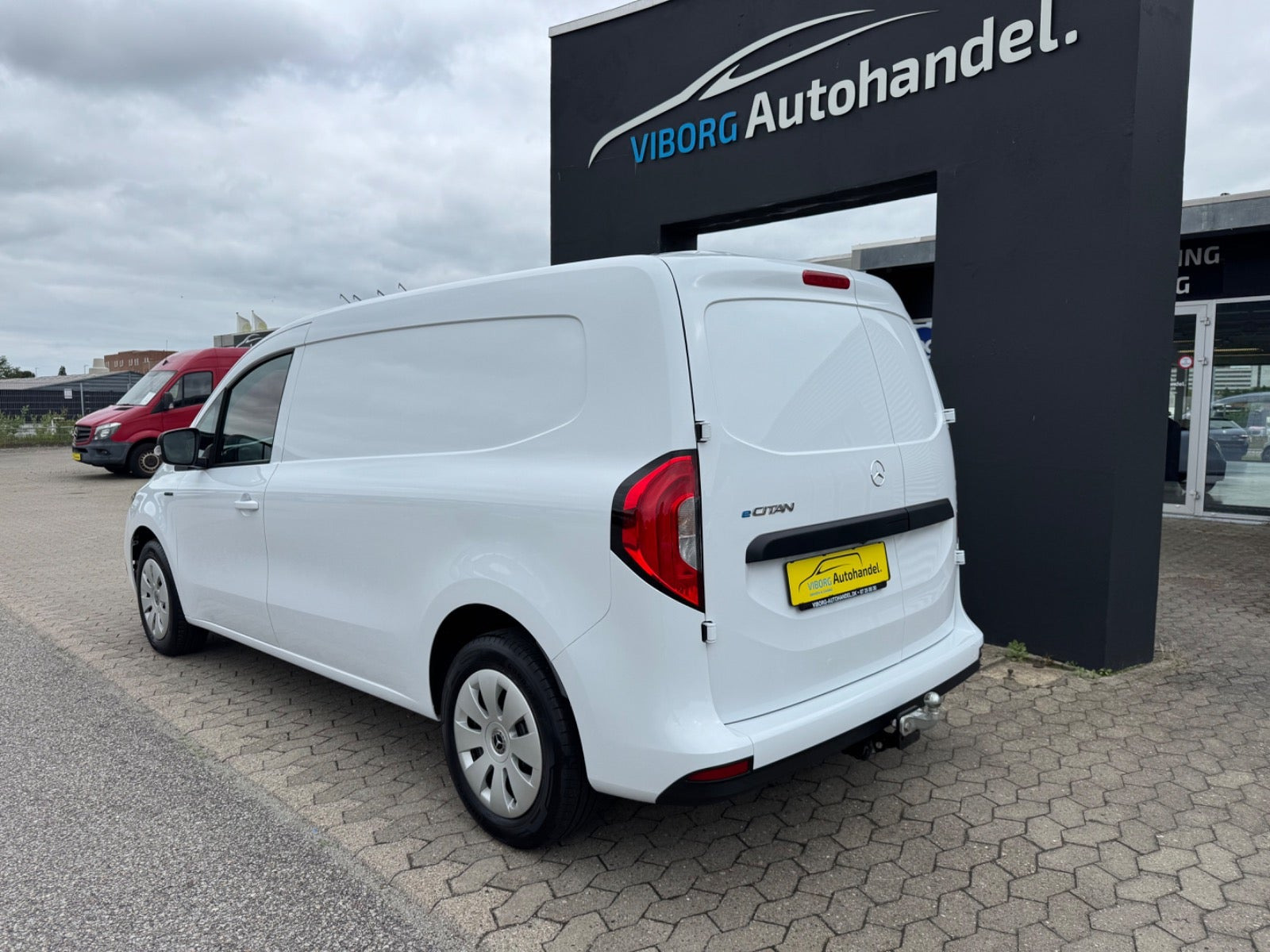 Hvid Mercedes eCitan fra 2023