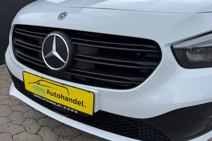 Hvid Mercedes eCitan fra 2023