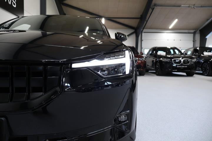 Sort Polestar 2 fra 2023