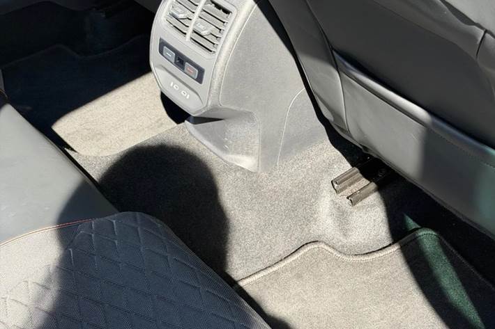 Hvid Seat Leon fra 2020